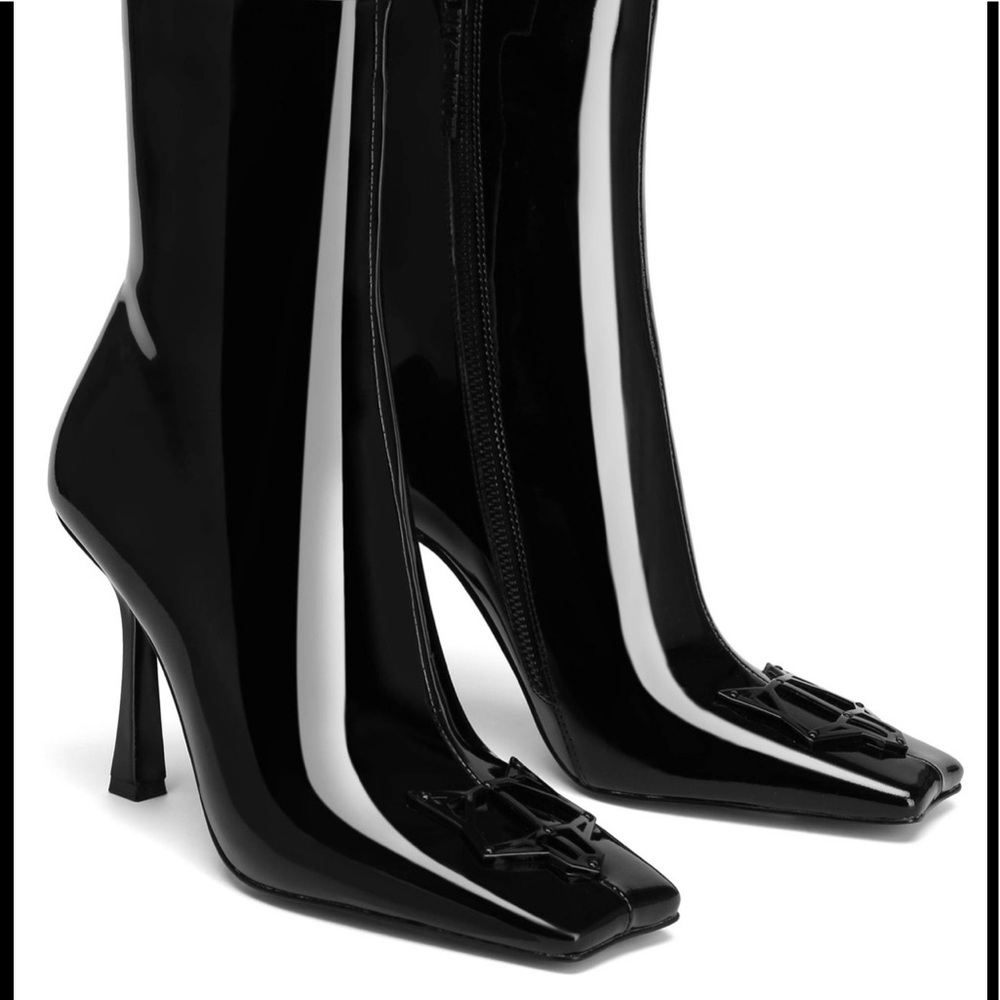 NWT NAKED WOLFE Violletta Black Shine 10M SOLD-OUT